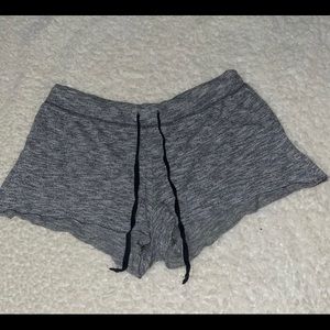 grey hollister shorts
